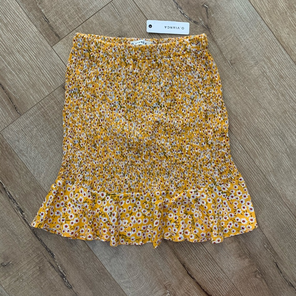 NWT! O.VIANCA Skirt